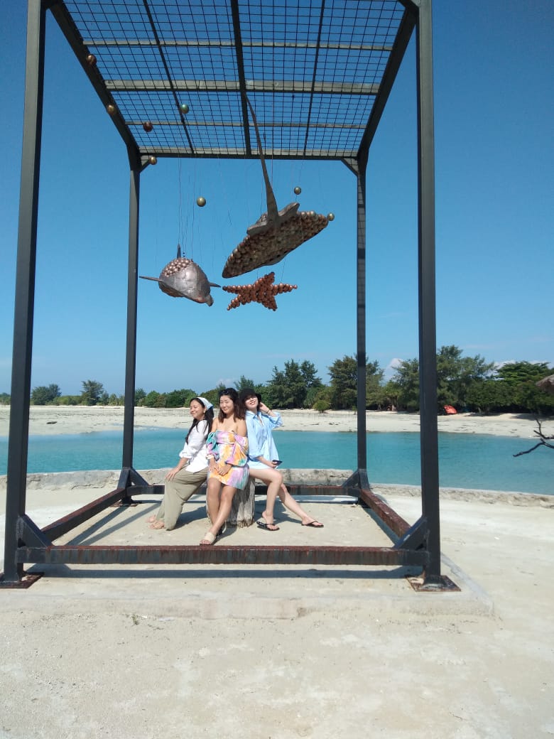 Pantai Pasir Perawan Pulau Pari Kepulauan Seribu