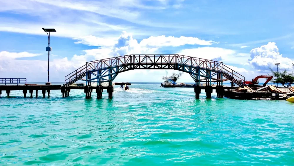 Jembatan Cinta Pulau Tidung